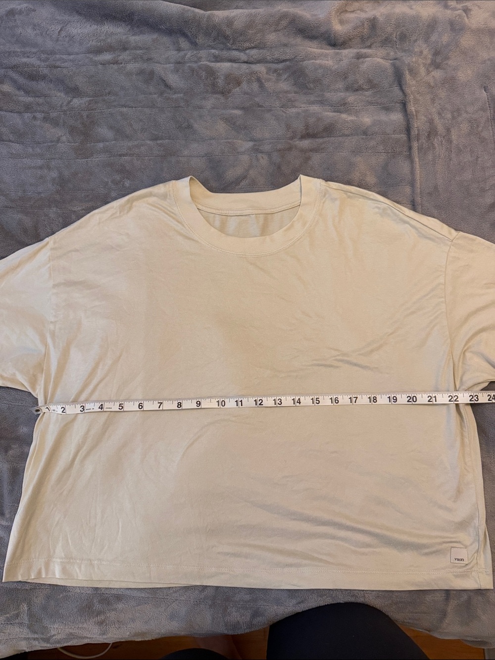 Vuori beige crop shirt XL